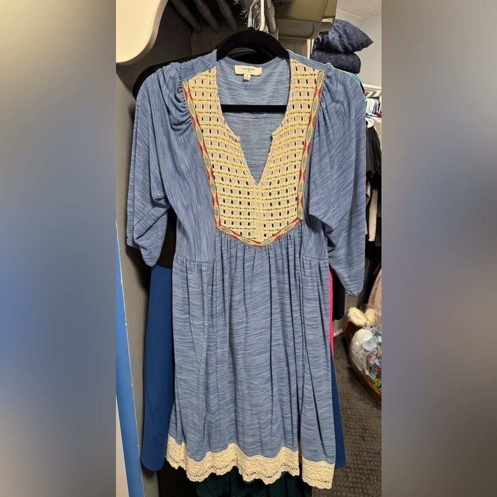 Umgee Blue Peasant Bohemian Embroidered
Dress Size Small